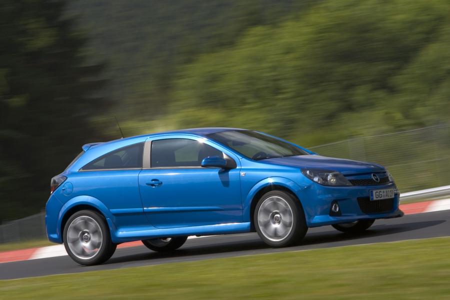  Opel Astra OPC 2006 года  (фото 36 из 44)